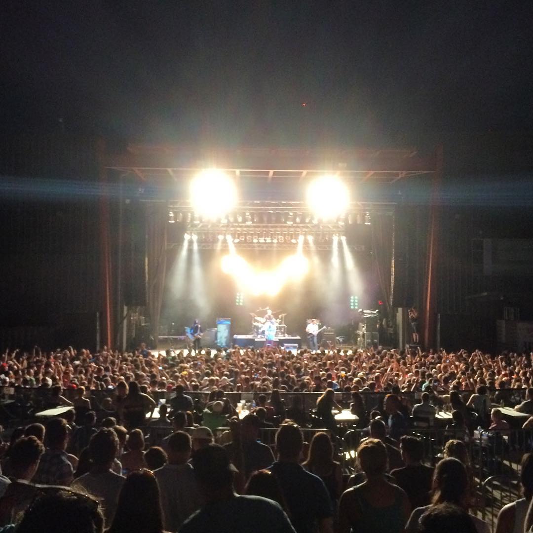 Weezer2015-07-24TheCommunityPavilionAtColumbusOH (5).jpg